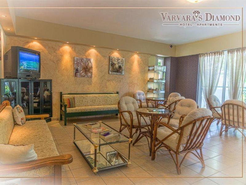 פלטאנס Varvaras Diamond Hotel מראה חיצוני תמונה