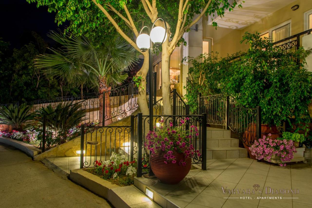 פלטאנס Varvaras Diamond Hotel מראה חיצוני תמונה