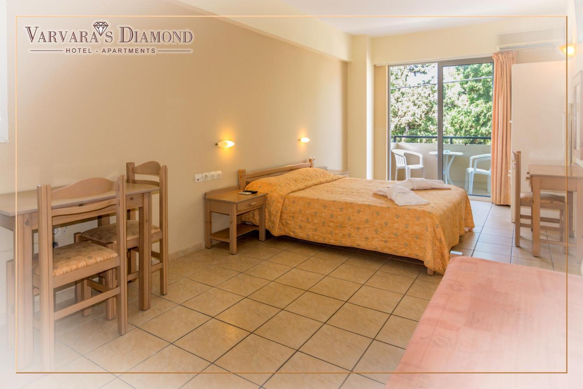 פלטאנס Varvaras Diamond Hotel חדר תמונה