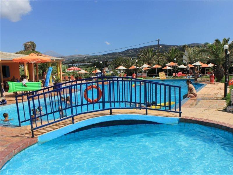 פלטאנס Varvaras Diamond Hotel מראה חיצוני תמונה